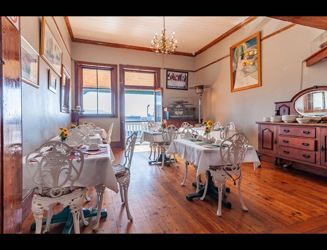 928M² HOTEL FOR SALE IN SIMONS TOWN CENTRAL